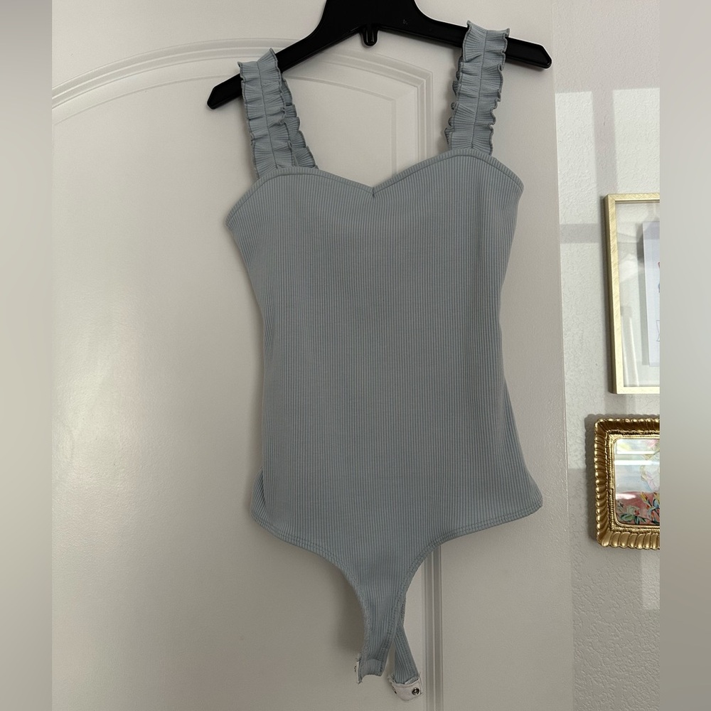 Ribbed Sweetheart Neck Bodysuit in Light Blue